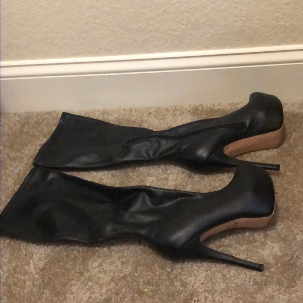 Cathy Jean knee high boots